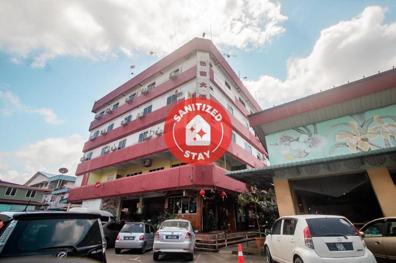 Oyo 90124 Payang Puri Baru Hotel Sarikei المظهر الخارجي الصورة