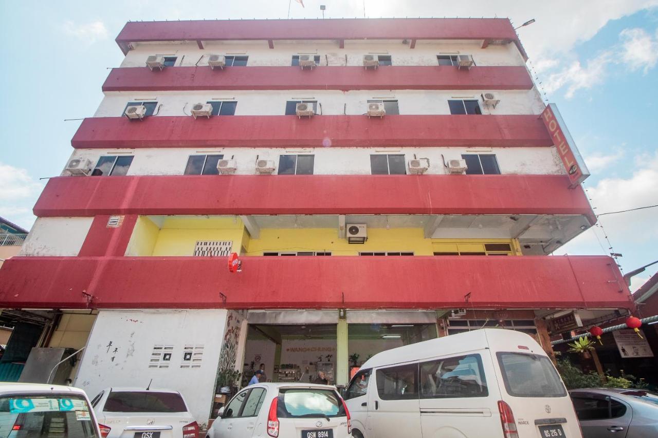 Oyo 90124 Payang Puri Baru Hotel Sarikei المظهر الخارجي الصورة
