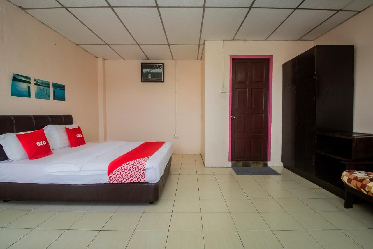 Oyo 90124 Payang Puri Baru Hotel Sarikei المظهر الخارجي الصورة