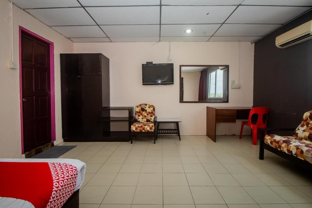 Oyo 90124 Payang Puri Baru Hotel Sarikei المظهر الخارجي الصورة