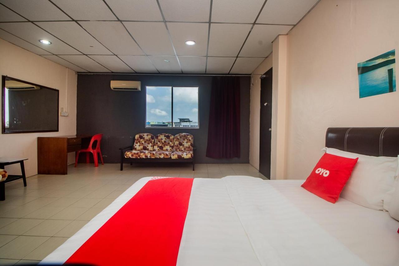 Oyo 90124 Payang Puri Baru Hotel Sarikei المظهر الخارجي الصورة