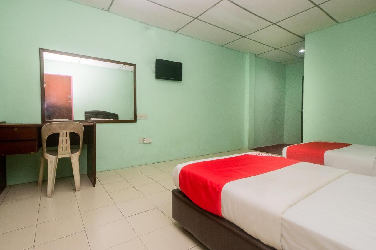 Oyo 90124 Payang Puri Baru Hotel Sarikei المظهر الخارجي الصورة